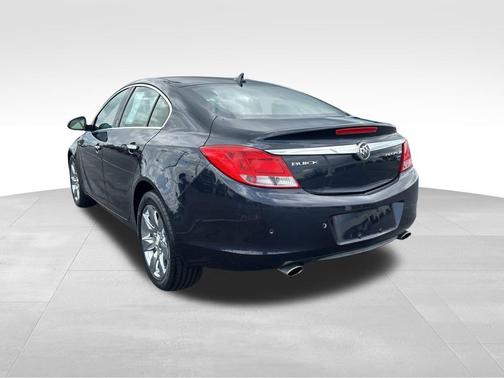 2013 Buick Regal Premium 1