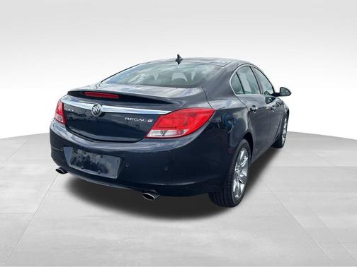2013 Buick Regal Premium 1