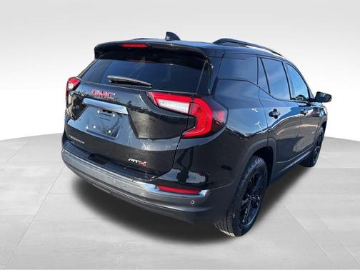 2022 GMC Terrain AT4