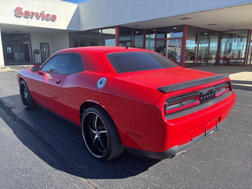 2015 Dodge Challenger SXT