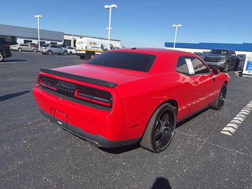 2015 Dodge Challenger SXT