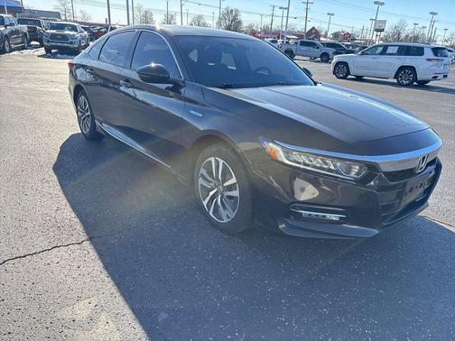 2018 Honda Accord Hybrid EX-L w/ Navigation