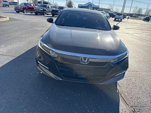 2018 Honda Accord Hybrid EX-L w/ Navigation