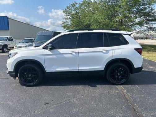 2024 Honda Passport Black Edition