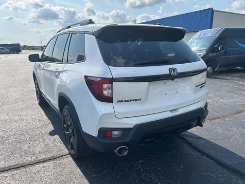 2024 Honda Passport Black Edition