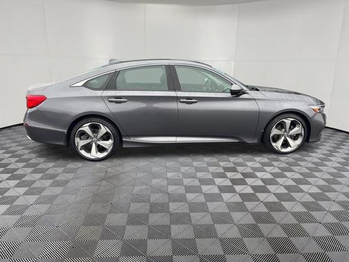 2020 Honda Accord Touring 2.0T