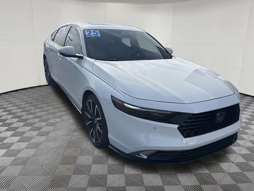 2025 Honda Accord Hybrid Touring