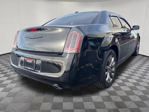 2014 Chrysler 300 S