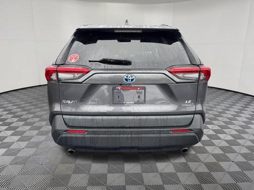 2020 Toyota RAV4 Hybrid LE