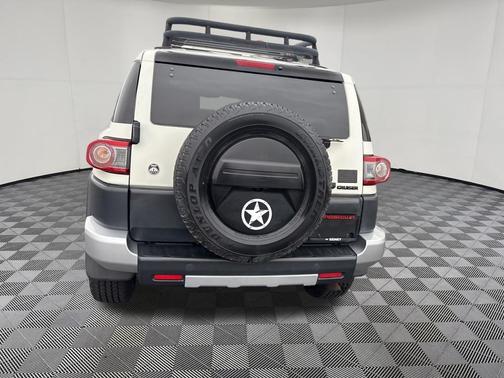 2012 Toyota FJ Cruiser Base