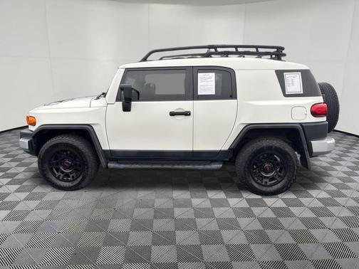 2012 Toyota FJ Cruiser Base