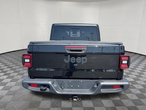 2024 Jeep Gladiator Sport