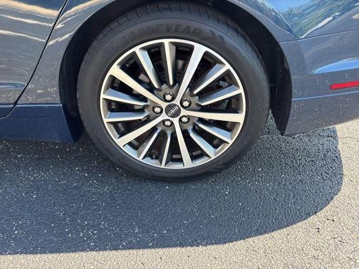 2017 Lincoln MKZ Premiere