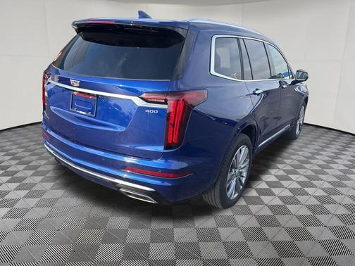 2025 Cadillac XT6 Premium Luxury FWD