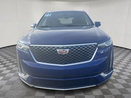 2025 Cadillac XT6 Premium Luxury FWD
