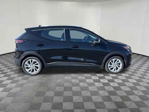 2022 Chevrolet Bolt EUV LT