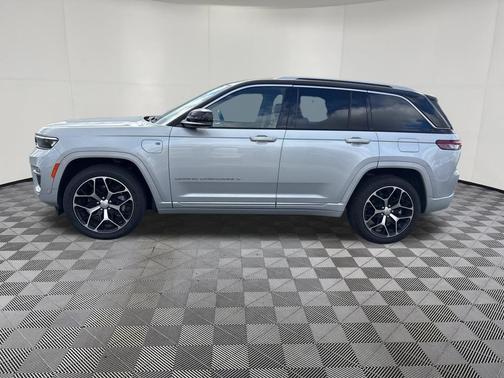 2022 Jeep Grand Cherokee 4xe Summit