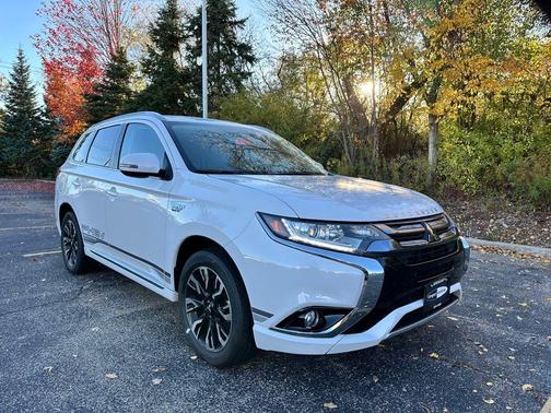 2018 Mitsubishi Outlander PHEV SEL