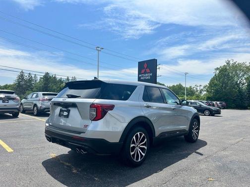 2021 Ford Explorer ST
