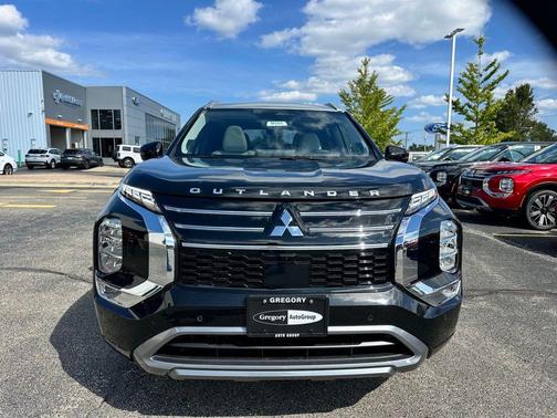 2025 Mitsubishi Outlander