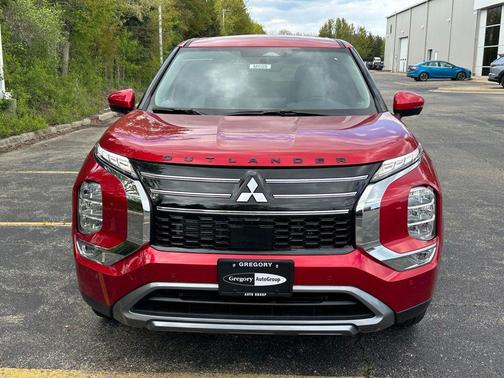 Diamond 2026 Mitsubishi Outlander SE
