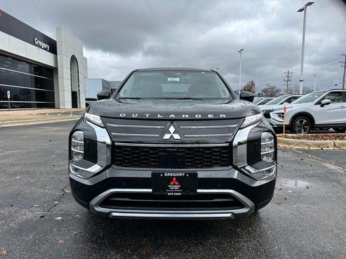 2025 Mitsubishi Outlander 