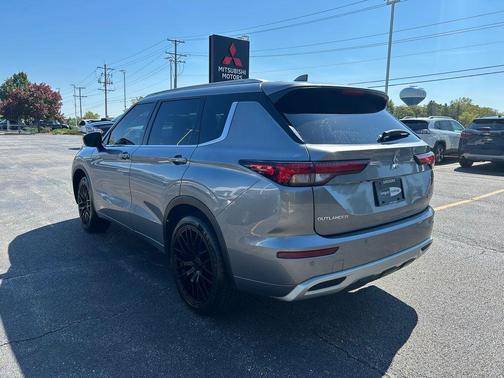 2022 Mitsubishi Outlander SEL