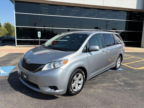 2014 Toyota Sienna L