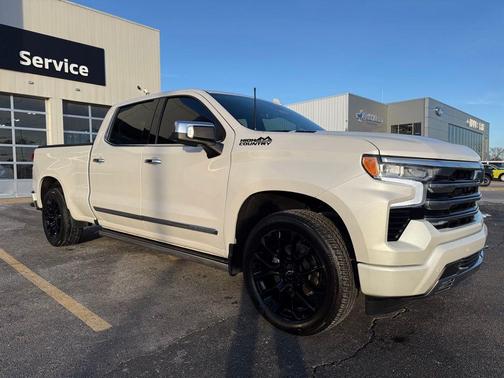 2023 Chevrolet Silverado 1500 High Country
