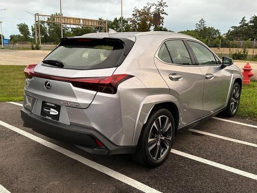 2023 Lexus UX 250h Premium