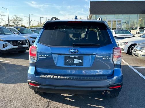 2017 Subaru Forester 2.5i Touring