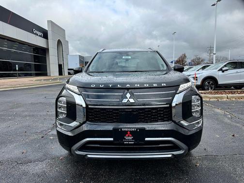 2025 Mitsubishi Outlander 