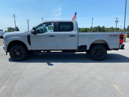 2025 Ford F-250 XL