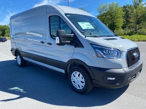 2025 Ford Transit-250 148 WB Medium Roof Cargo