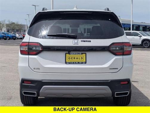 2025 Honda Pilot Touring 8-Passenger