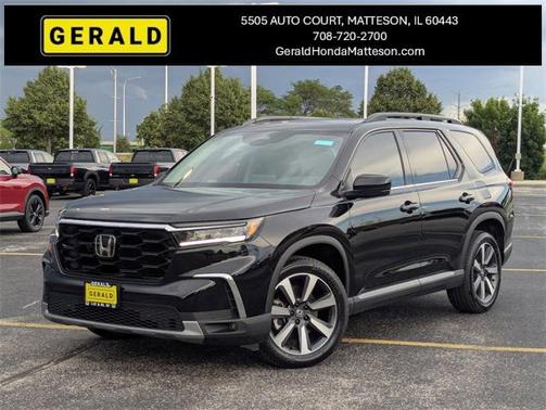 2023 Honda Pilot Touring 8-Passenger