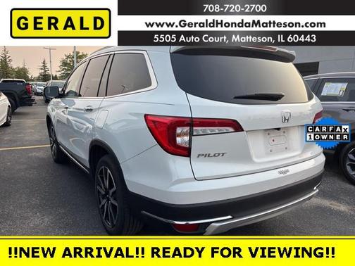 2022 Honda Pilot Touring 8-Passenger