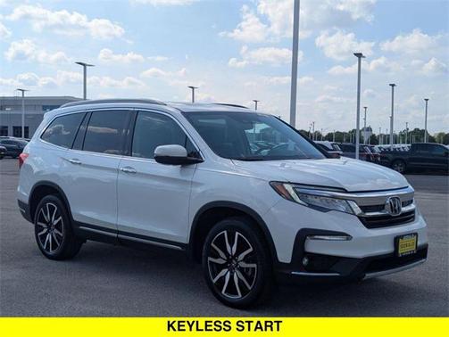 2022 Honda Pilot Touring 8-Passenger