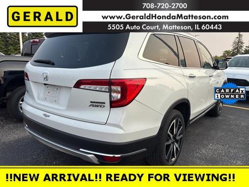 2022 Honda Pilot Touring 8-Passenger