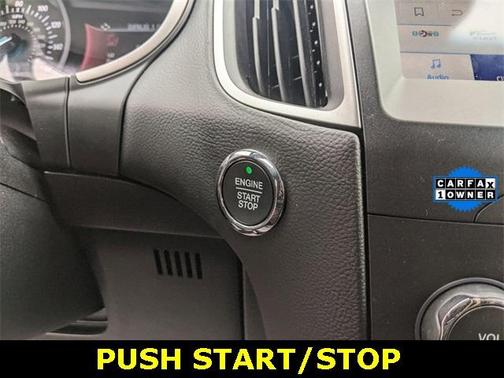 Photo 5 of 36 of 2020 Ford Edge SEL