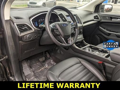 Photo 2 of 36 of 2020 Ford Edge SEL
