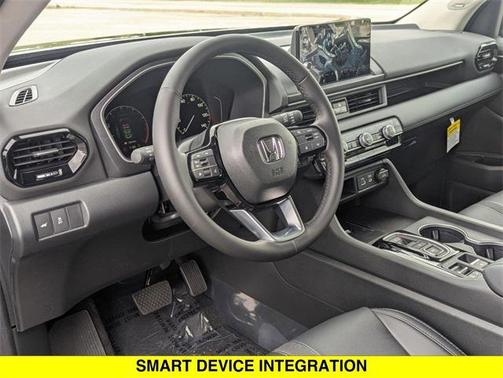 2025 Honda Pilot Touring 8-Passenger