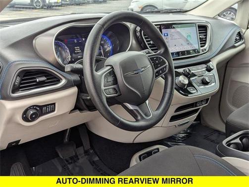 2021 Chrysler Pacifica Touring