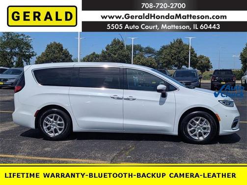 2023 Chrysler Pacifica Touring L