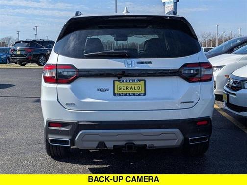 2025 Honda Pilot Touring 8-Passenger