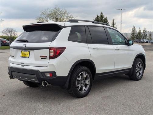 2022 Honda Passport AWD TrailSport
