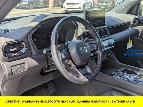 2025 Honda Pilot TrailSport