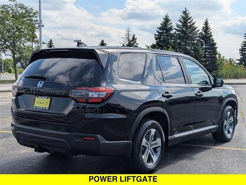 2023 Honda Pilot AWD EX-L 7 Passenger