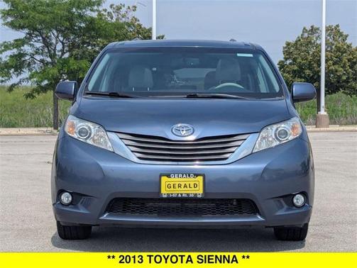 2013 Toyota Sienna XLE