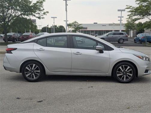 2021 Nissan Versa 1.6 SV